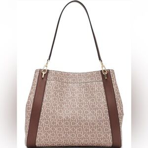 Calvin Klein Ellie Novelty Large Triple Compartment Shoulder Boho Bag